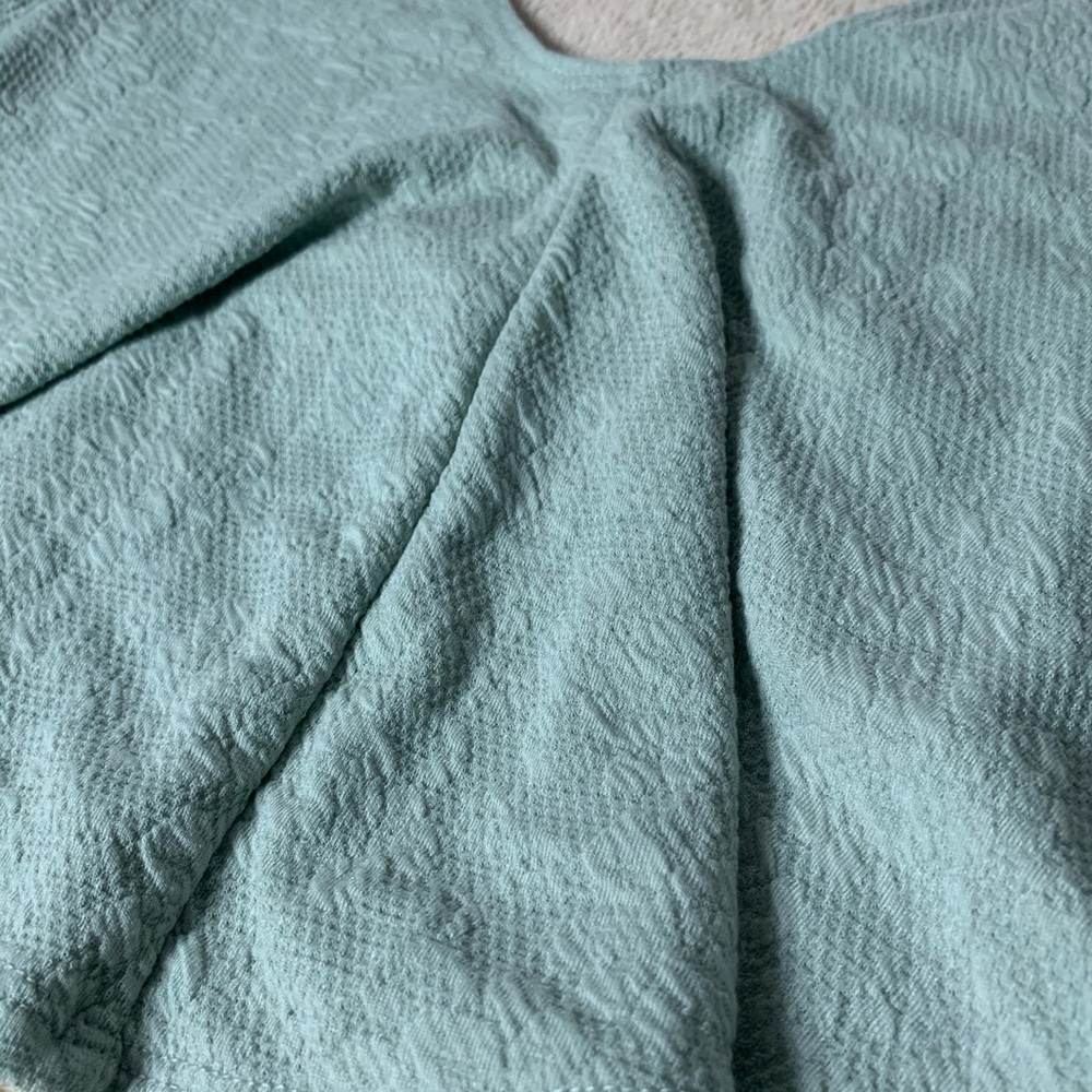 Mint Green Floral Long Sleeve Crop Top - Picture 5 of 5